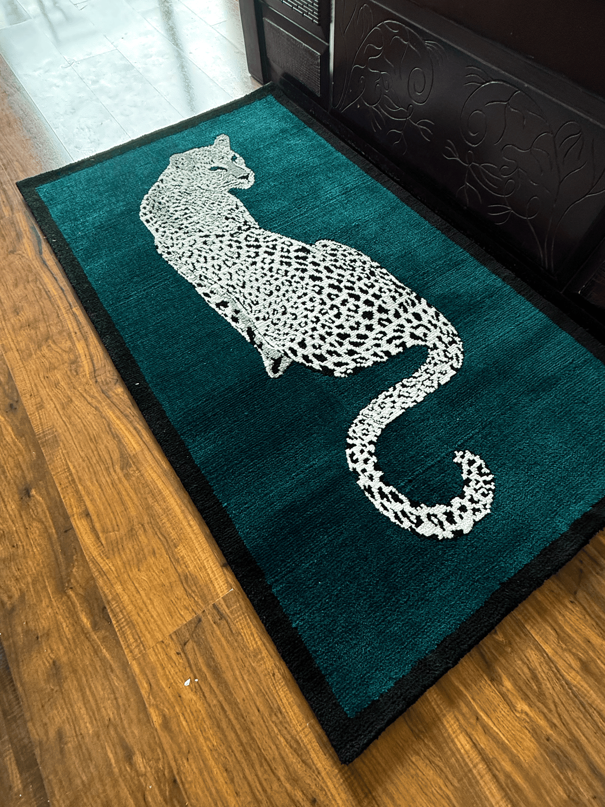 Royal White cheetah Machine Made Rug