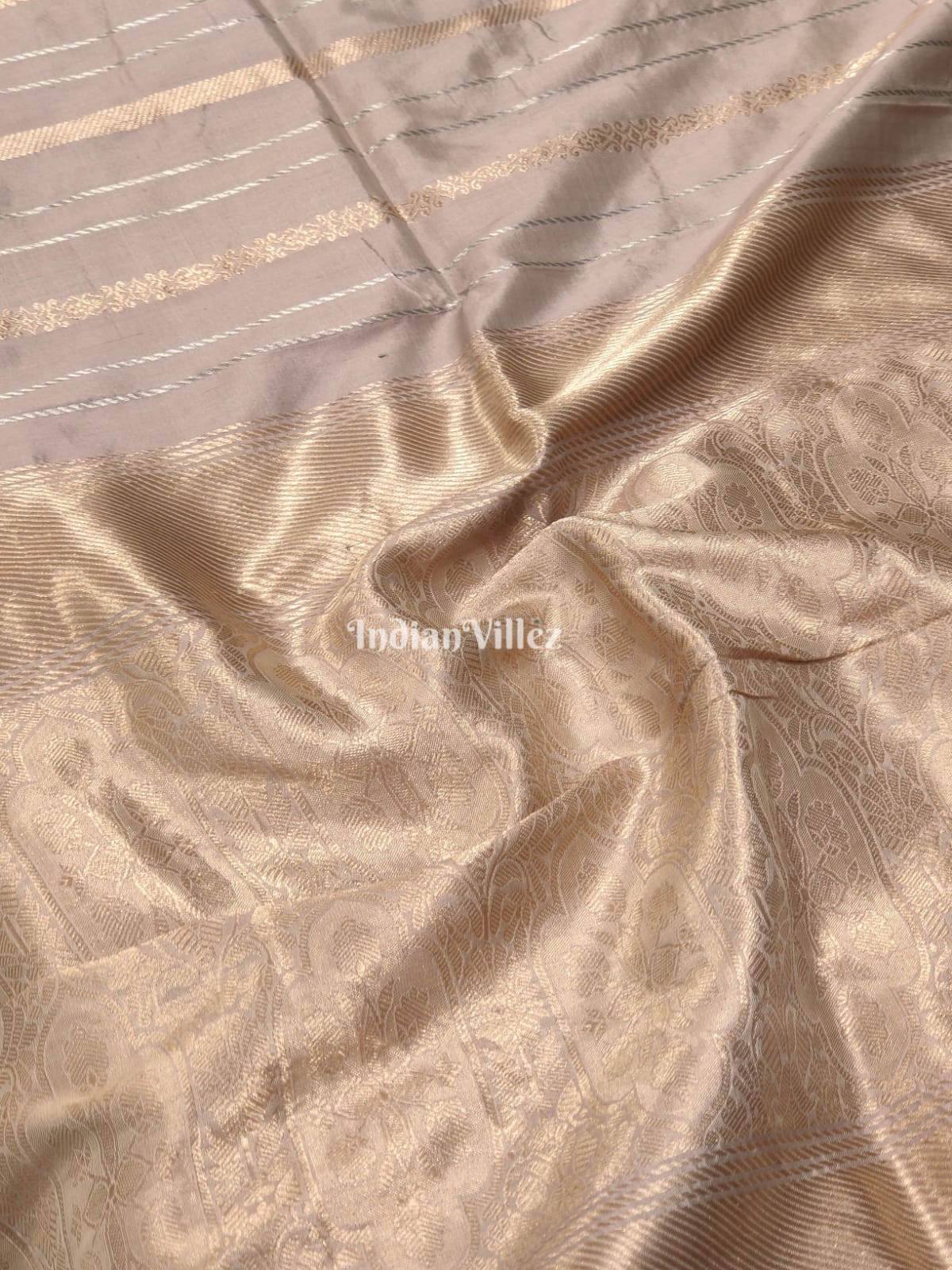 Carley's Rose Gold Designer Banarasi Katan Silk Saree With Small Border