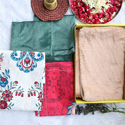 Curated Gift Hampers by URBAN SPACE - S01