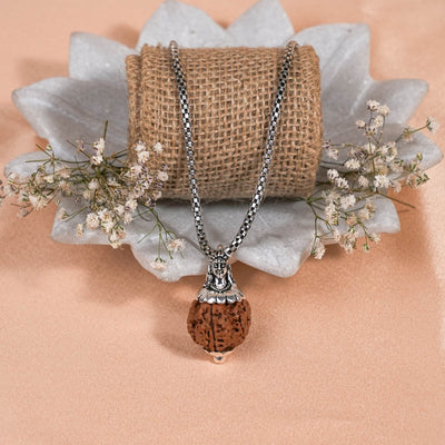 Adiyogi Pendant (4 Mukhi Nepali Rudraksha) With Chain