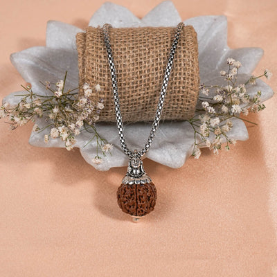 Adiyogi Pendant (6 Mukhi Nepali Rudraksha) With Chain