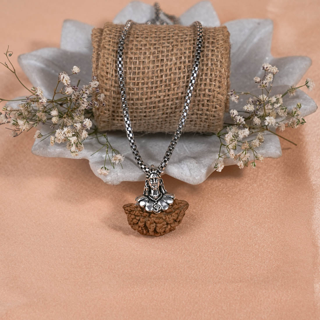 Adiyogi Pendant 1 Mukhi Rudraksha With Chain