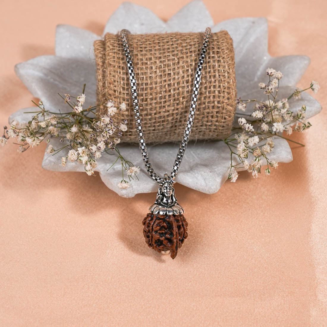 Adiyogi Pendant (Ganesh Mukhi Nepali  Rudraksha) With Chain