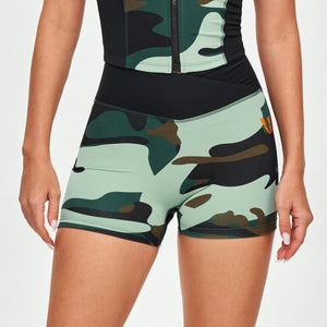 V-waist Cargo Shorts - Green Camo
