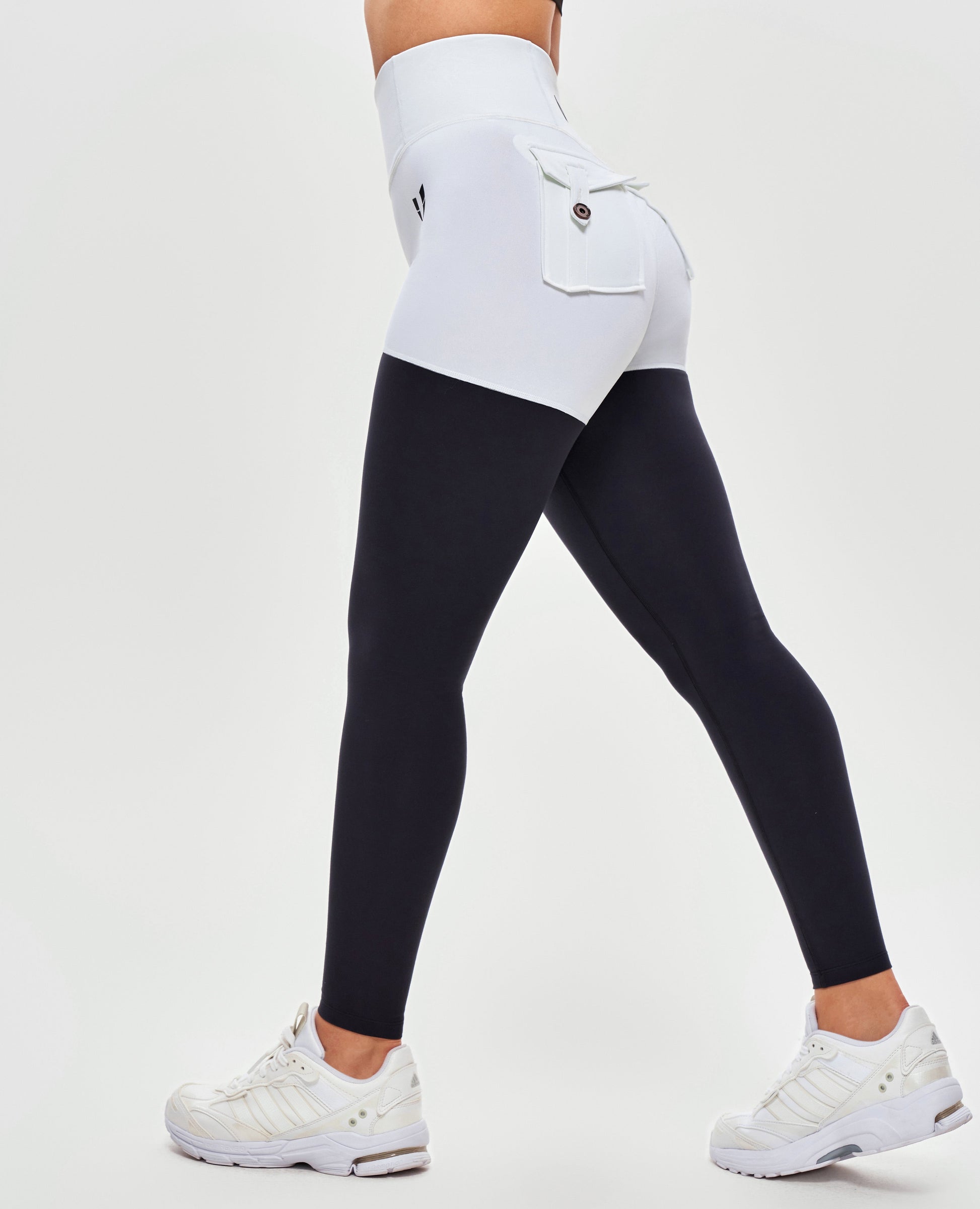 Cargo Athletic Leggings - Black and White