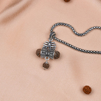 Rudraksha Mahakaal Damru Pendant with Silver Chain