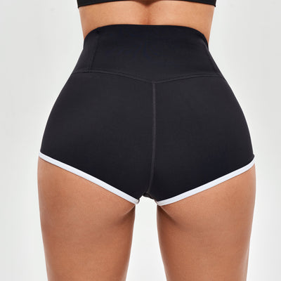 V-waist Lifting Butt Shorts - Black