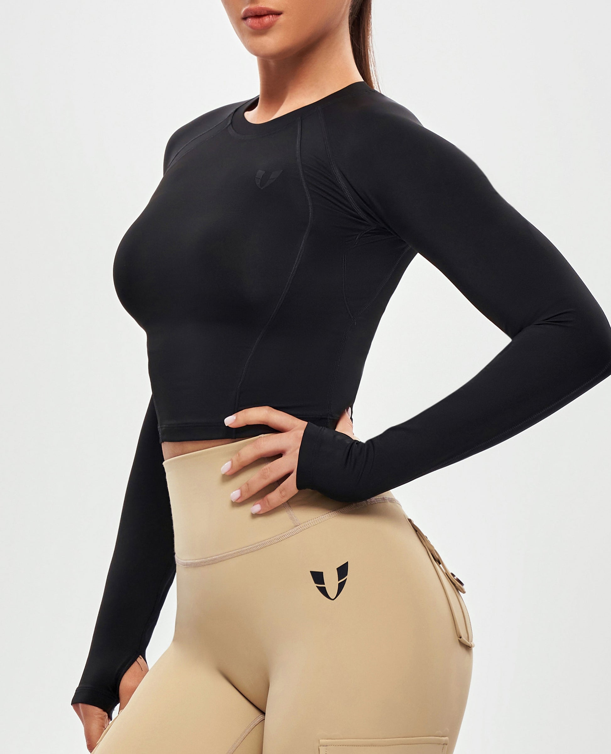 Long Sleeve Crop Top - Black