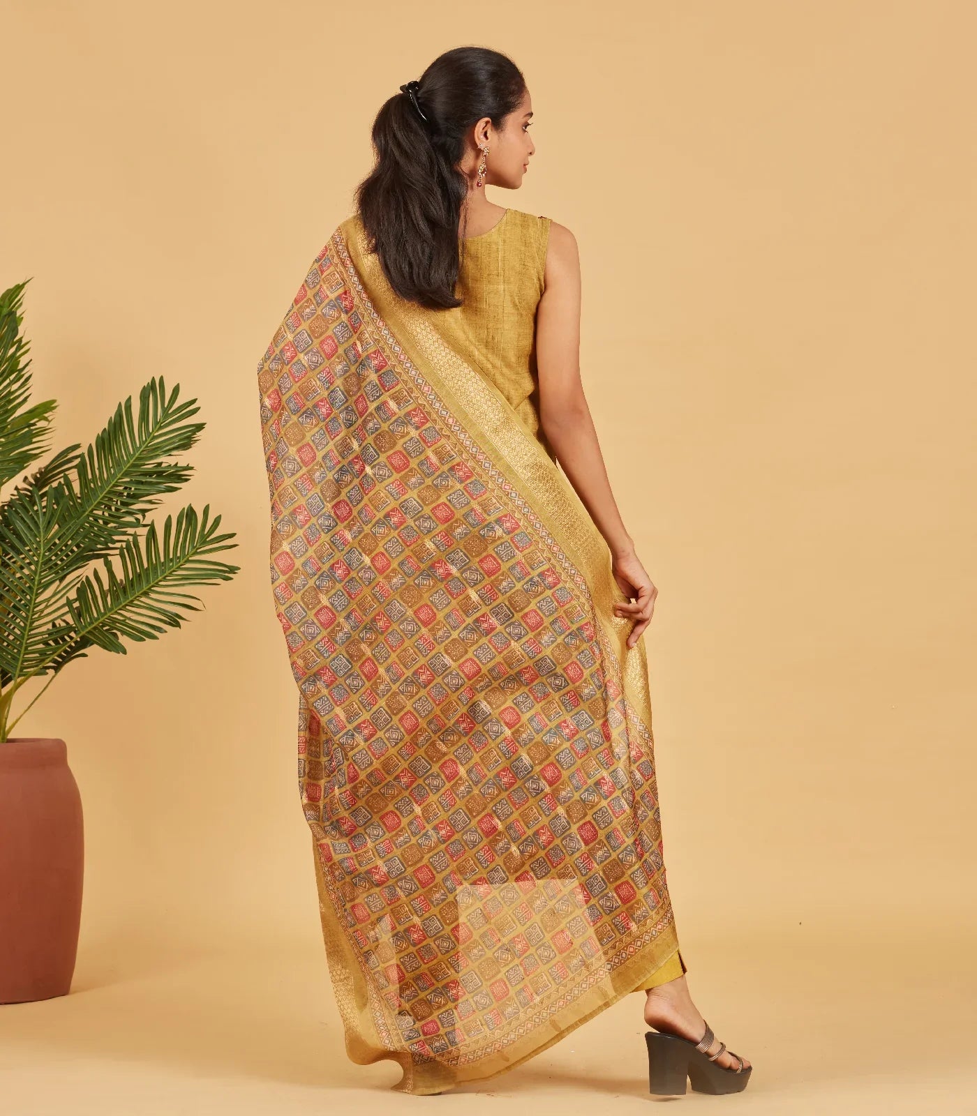 Olive Kurta Set With Matching Dupatta