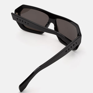 Dhazut Black