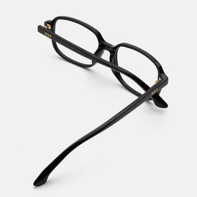 Numero 05 Black