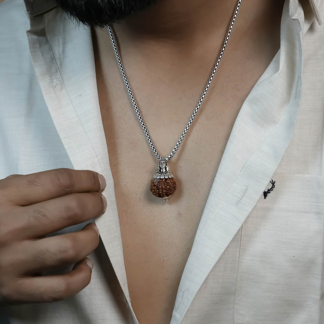 Adiyogi Pendant (7 Mukhi Nepali Rudraksha) With Chain