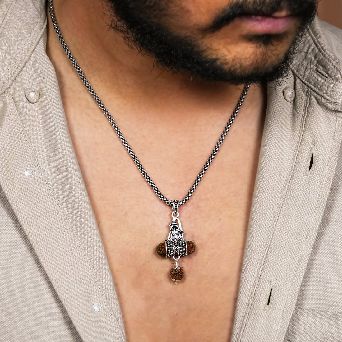 Rudraksha Shiva Pendant with Silver Chain
