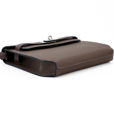 HERMÈS Kelly depeches 25 Ecorce (4C) Togo Palladium hardware