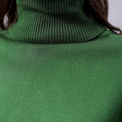 Women's Green Loose Fit High Neck Solid Sweater