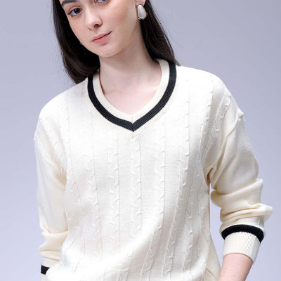 Women's White Loose Fit Solid Sweater
