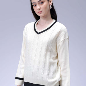 Women's White Loose Fit Solid Sweater