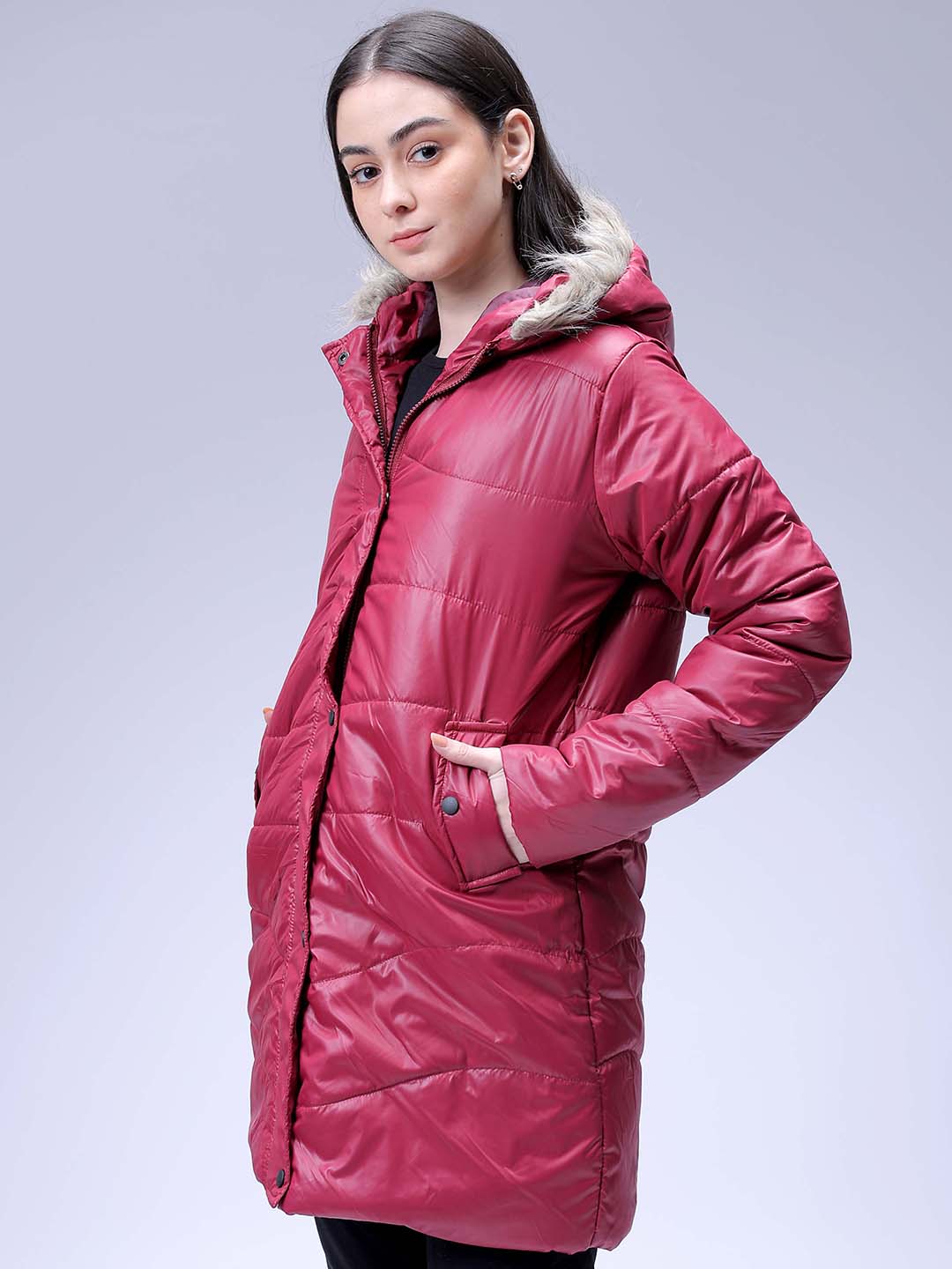 Women's Burgundy Relaxed Fit Solid Puffer Jacket