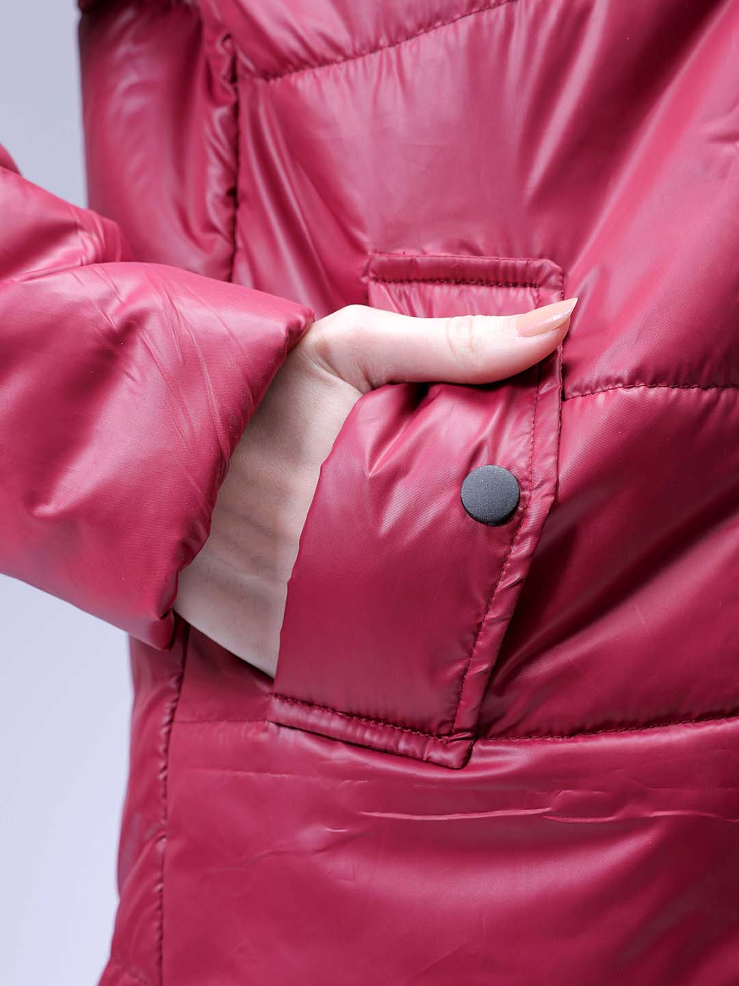 Women's Burgundy Relaxed Fit Solid Puffer Jacket