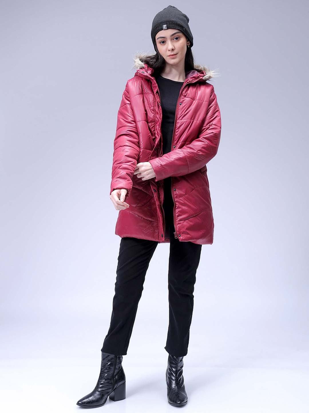 Women's Burgundy Relaxed Fit Solid Puffer Jacket
