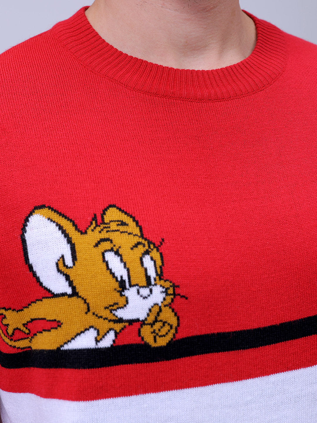 Men's Red Relaxed Fit Tom & Jerry Printed Crew Neck Sweater