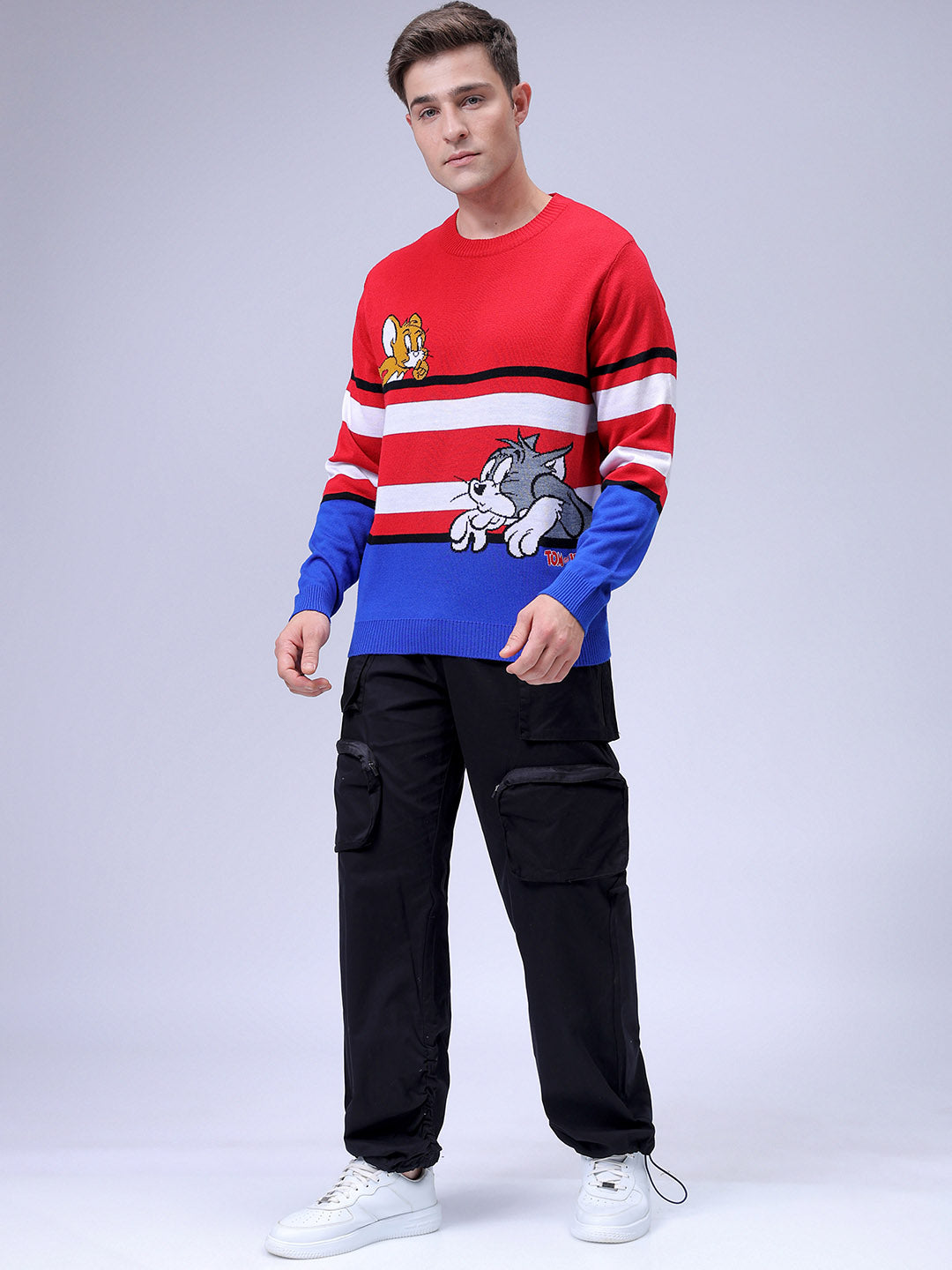 Men's Red Relaxed Fit Tom & Jerry Printed Crew Neck Sweater