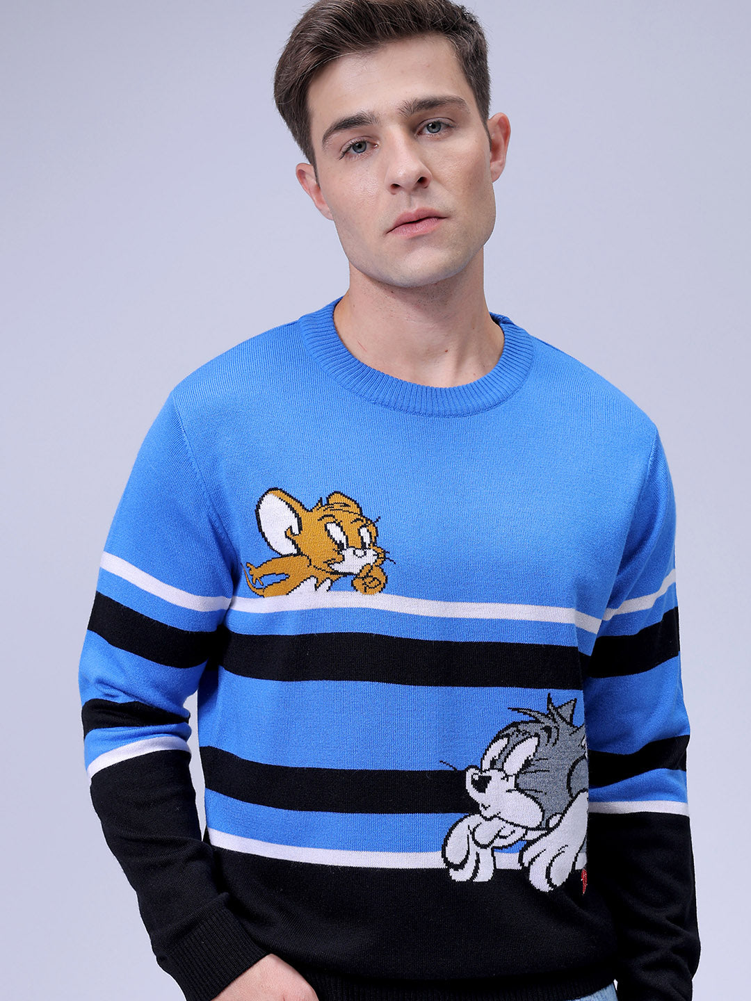 Men's Blue Relaxed Fit Tom & Jerry Printed Crew Neck Sweater