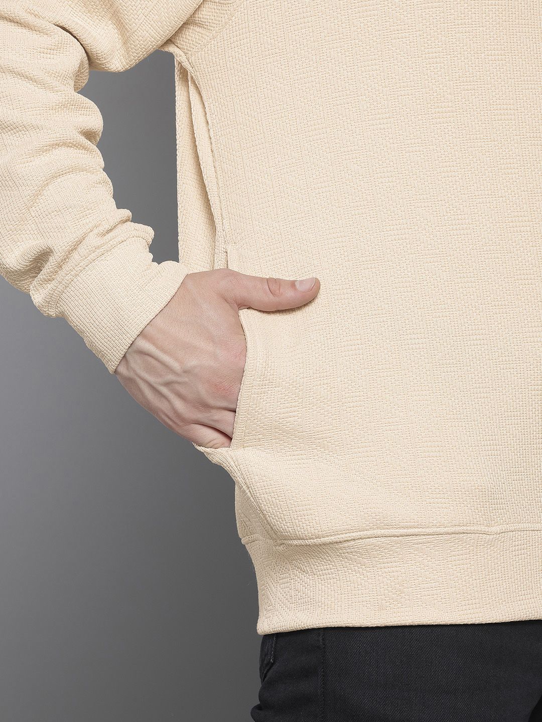 Men's Beige Relaxed Fit Self Design Sweatshirt