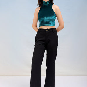 Women's Solid Fitted Velvet Crop Top