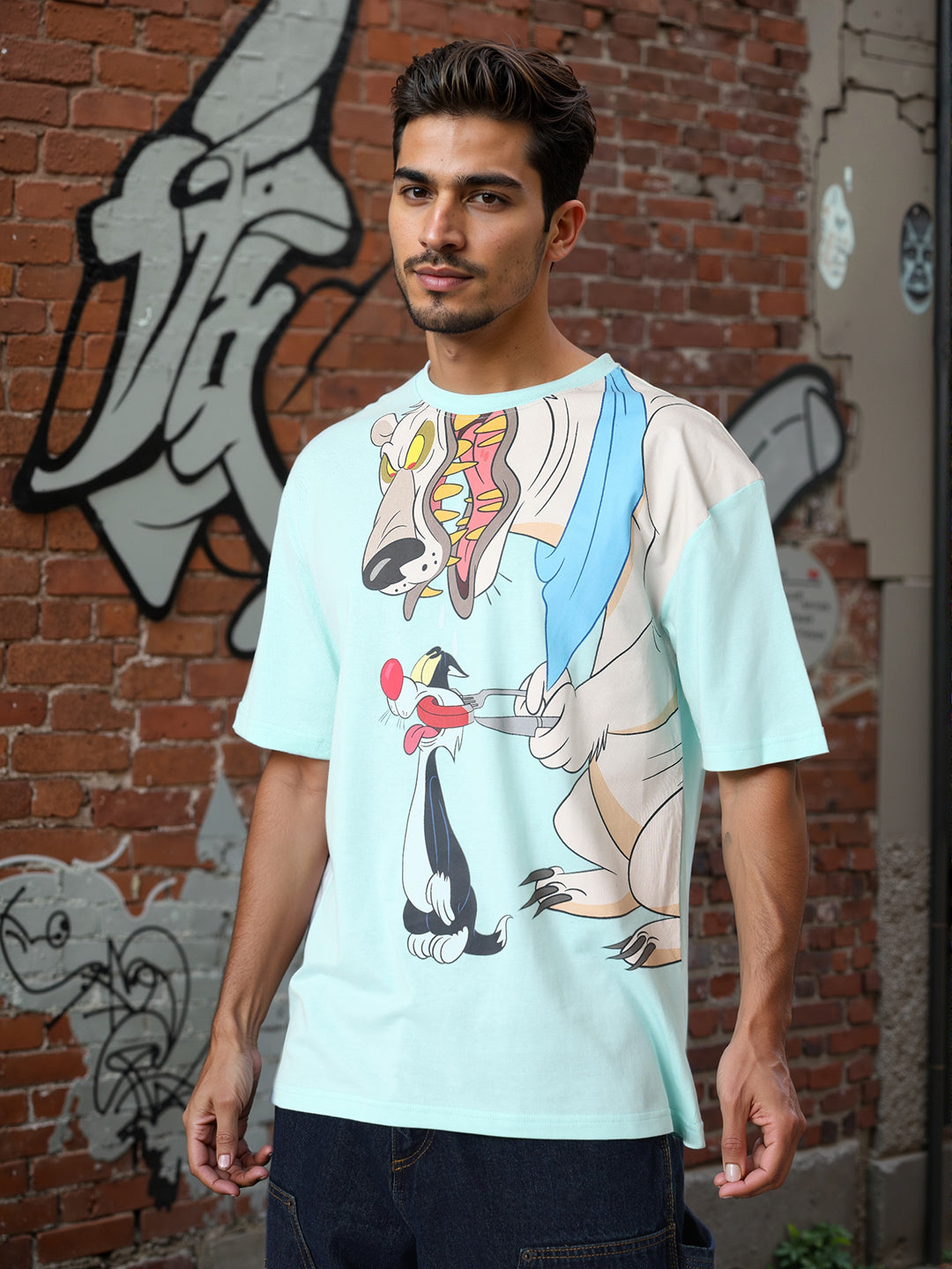 Men's Boxy Fit Looney Tunes Back Print T-Shirt