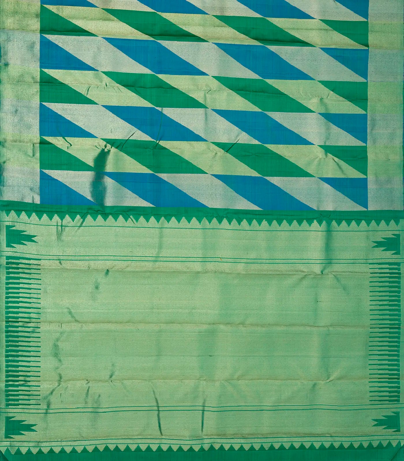 Sea Green Handloom Kanchipuram Silk Saree With Triangle Motifs