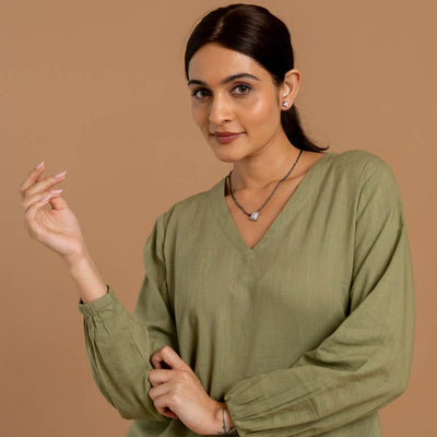 SOLITAIRE SQUARE SHAPE MANGALSUTRA IN SILVER 92.5