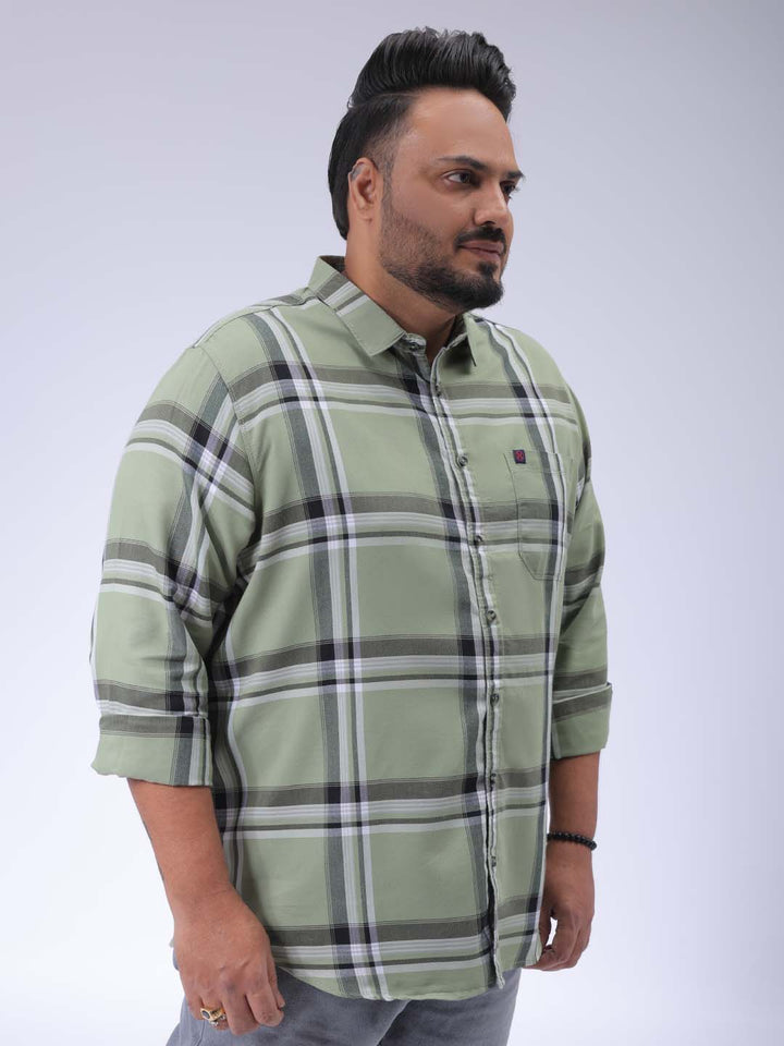 Men's Plus Size Green Regular Fit Checked Casual Shirt