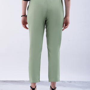 Women's Green Slim Solid Elasticated Ruffle Waist Trouser