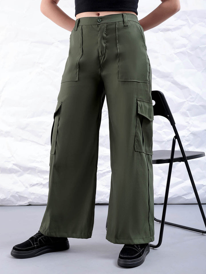 Women's Green Flare Solid Elasticated Cargo Trouser