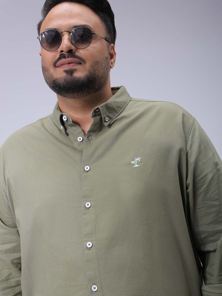 Men's Plus Size Green Regular Fit Solid Casual Shirt