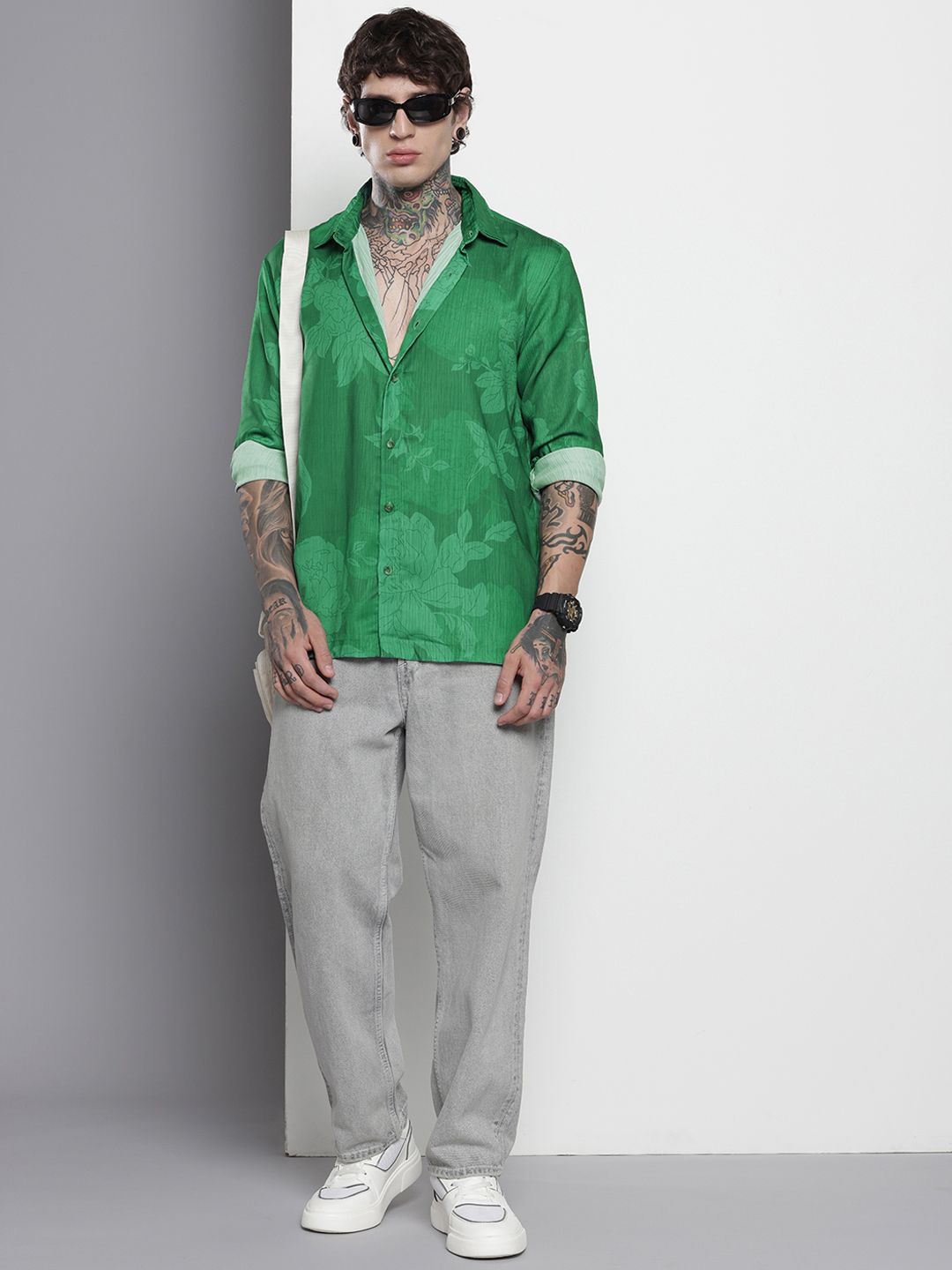 Men's Green Relaxed Fit Floral Resort Wear Shirt
