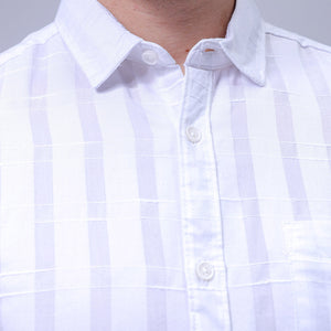 Men's White Slim Fit Checkered Textured Casual Shirt