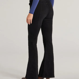 Cool Icon High-Rise Belted Bootcut Pants