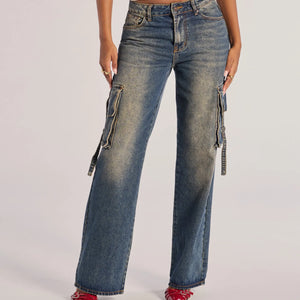 Trendsetter High-Rise Wide-Leg Cargo Jeans