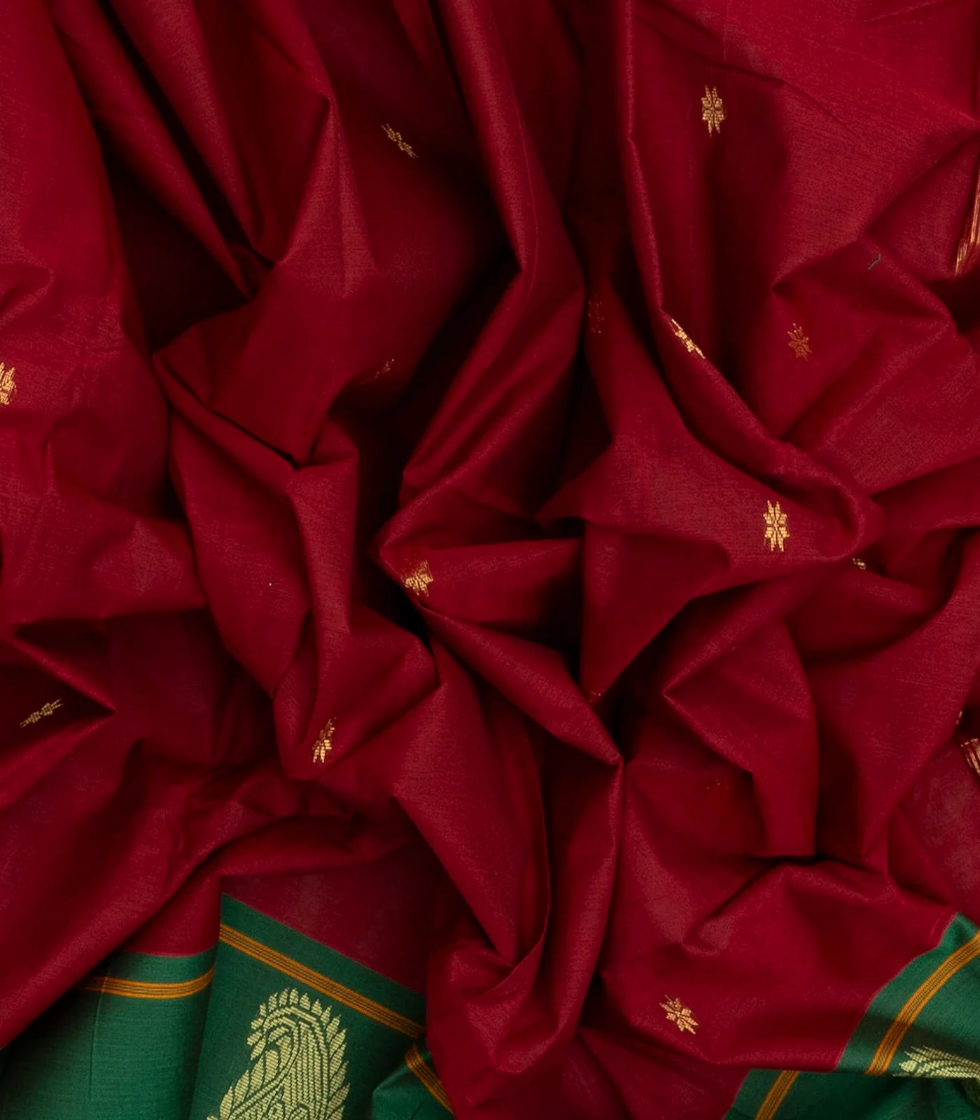 Crimson Woven Chettinad Cotton Saree With Star Buttas