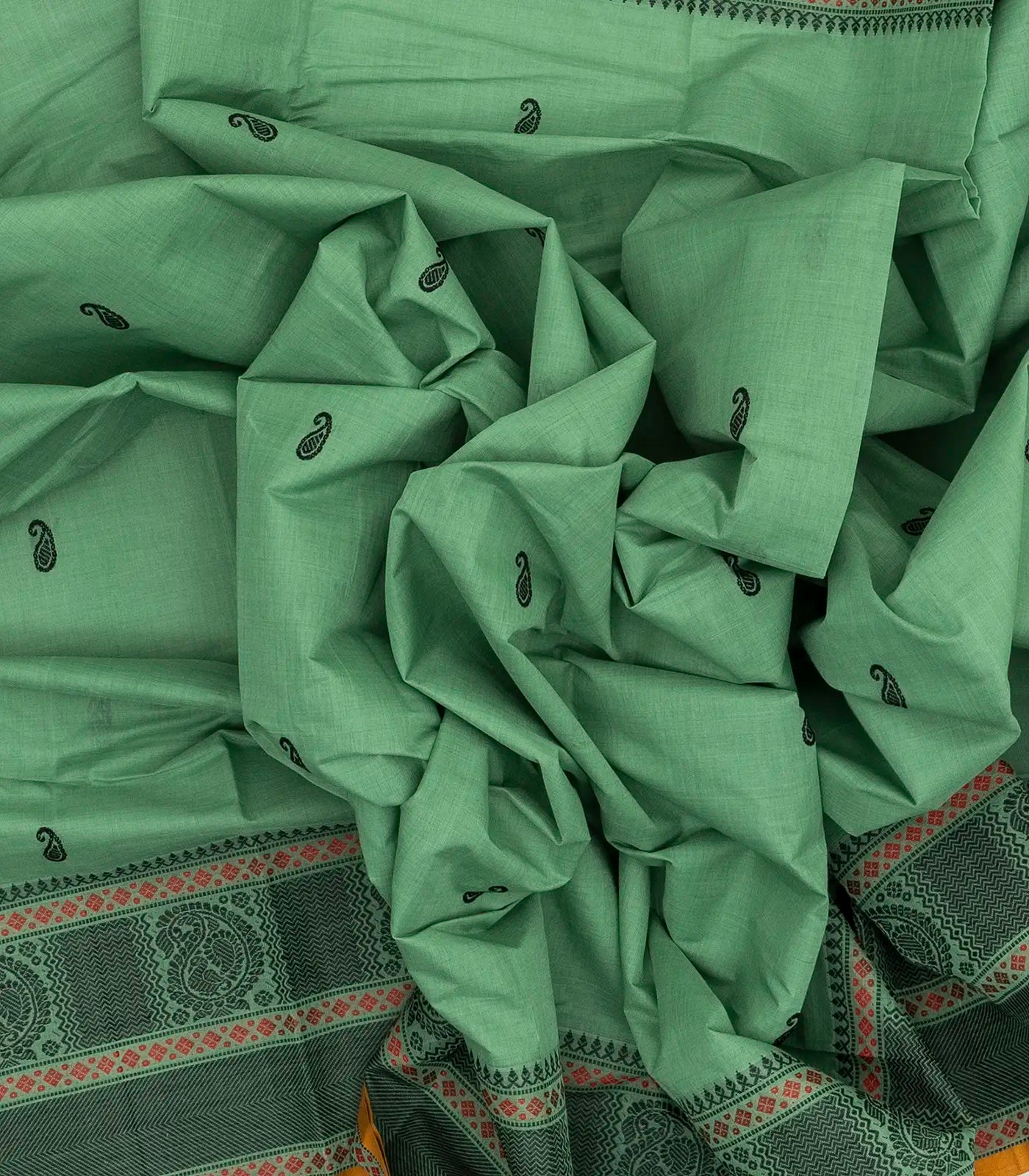 Shadow Green Handloom Kanchi Cotton Saree With Mango Buttas.