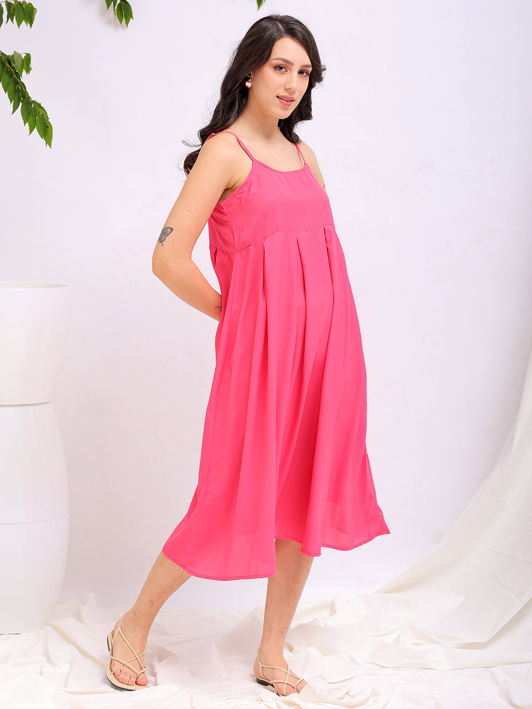 Women's Pink Fit and Flare Solid Square Neck Pleated Dress