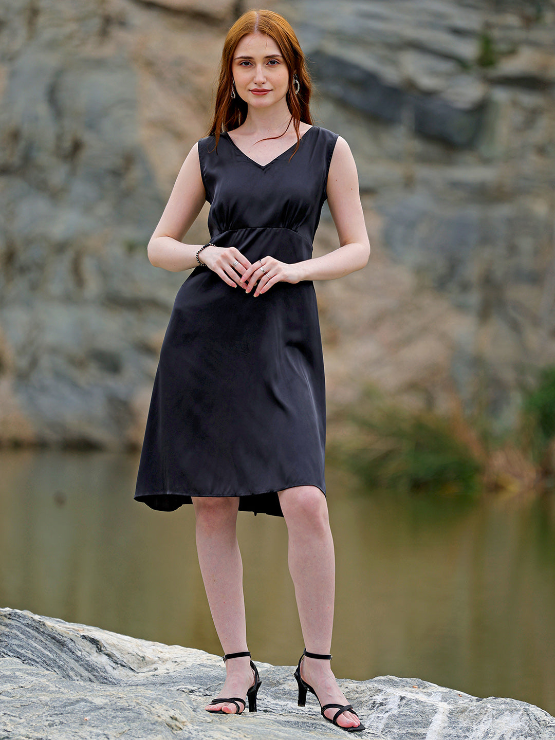Women's Black Fit and Flare Solid V neck Pinafore Dress