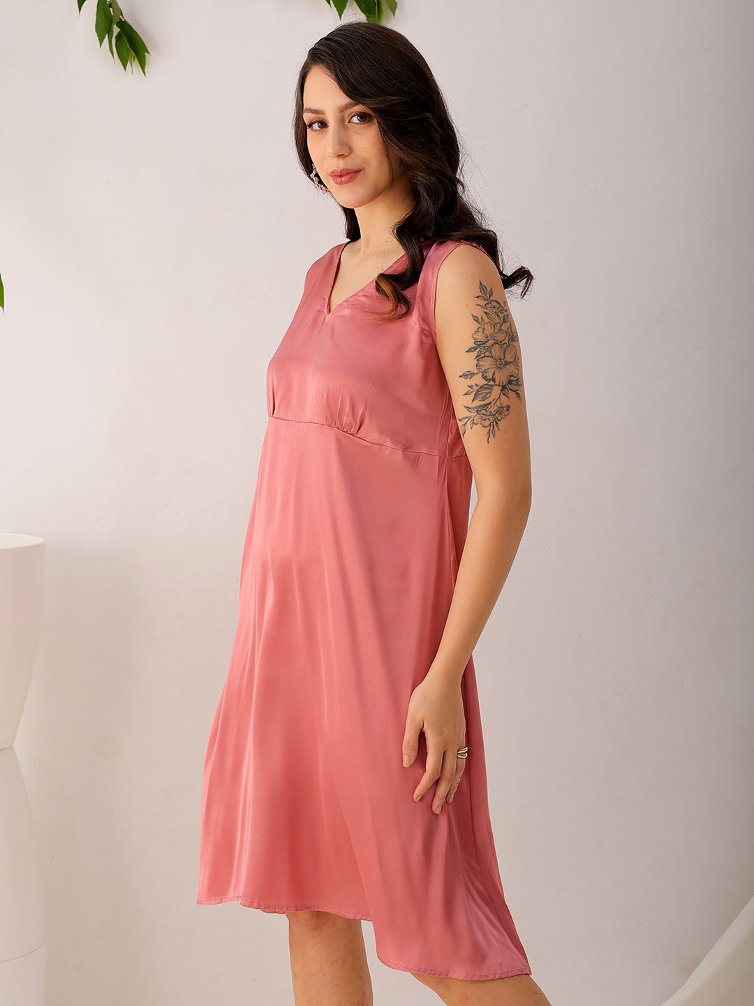 Women's Pink Fit and Flare Solid V neck Pinafore Dress