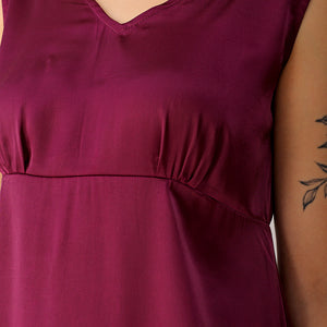 Women's Purple Fit and Flare Solid V neck Pinafore Dress