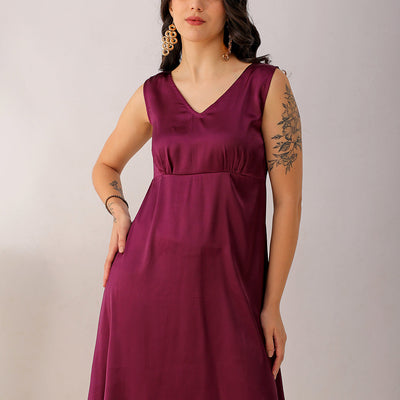 Women's Purple Fit and Flare Solid V neck Pinafore Dress