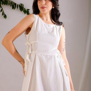 Women's White Flare Textured Round Neck Midi Dress