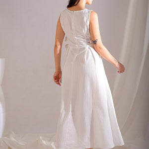 Women's White Flare Textured Round Neck Midi Dress