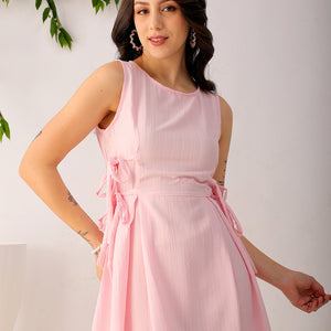Women's Pink Flare Textured Round Neck Midi Dress